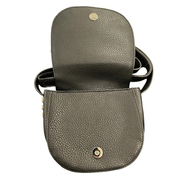 Express faux leather crossbody bag - Picture 6 of 7